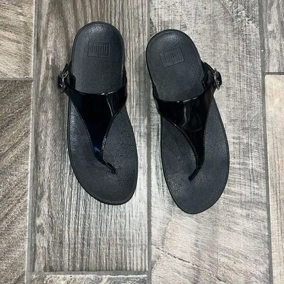 Fitflop Black patent leather Sandals with Ergonomic Footbed - Picture 2 of 4